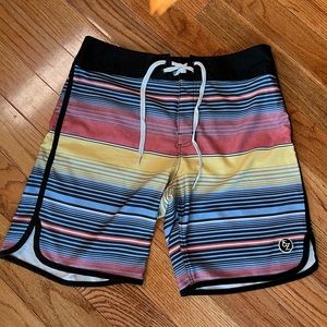 Ezekiel Mens Board shorts size 32